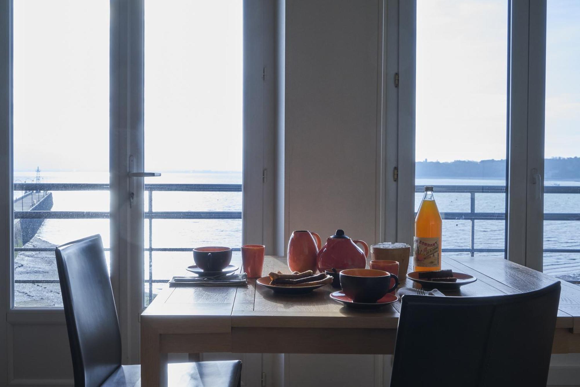 Chambres Breizh Cafe カンカル エクステリア 写真