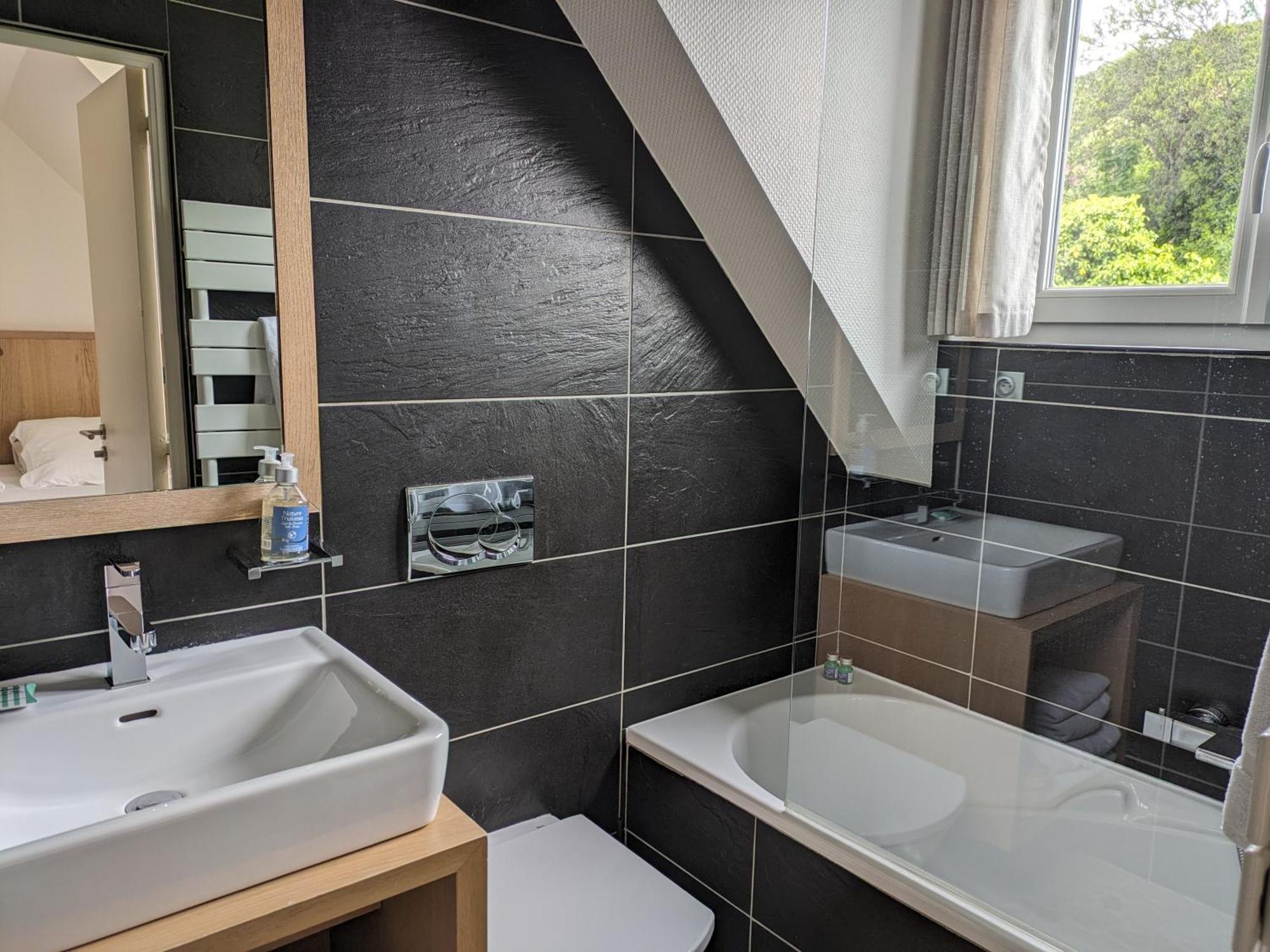 Chambres Breizh Cafe カンカル エクステリア 写真