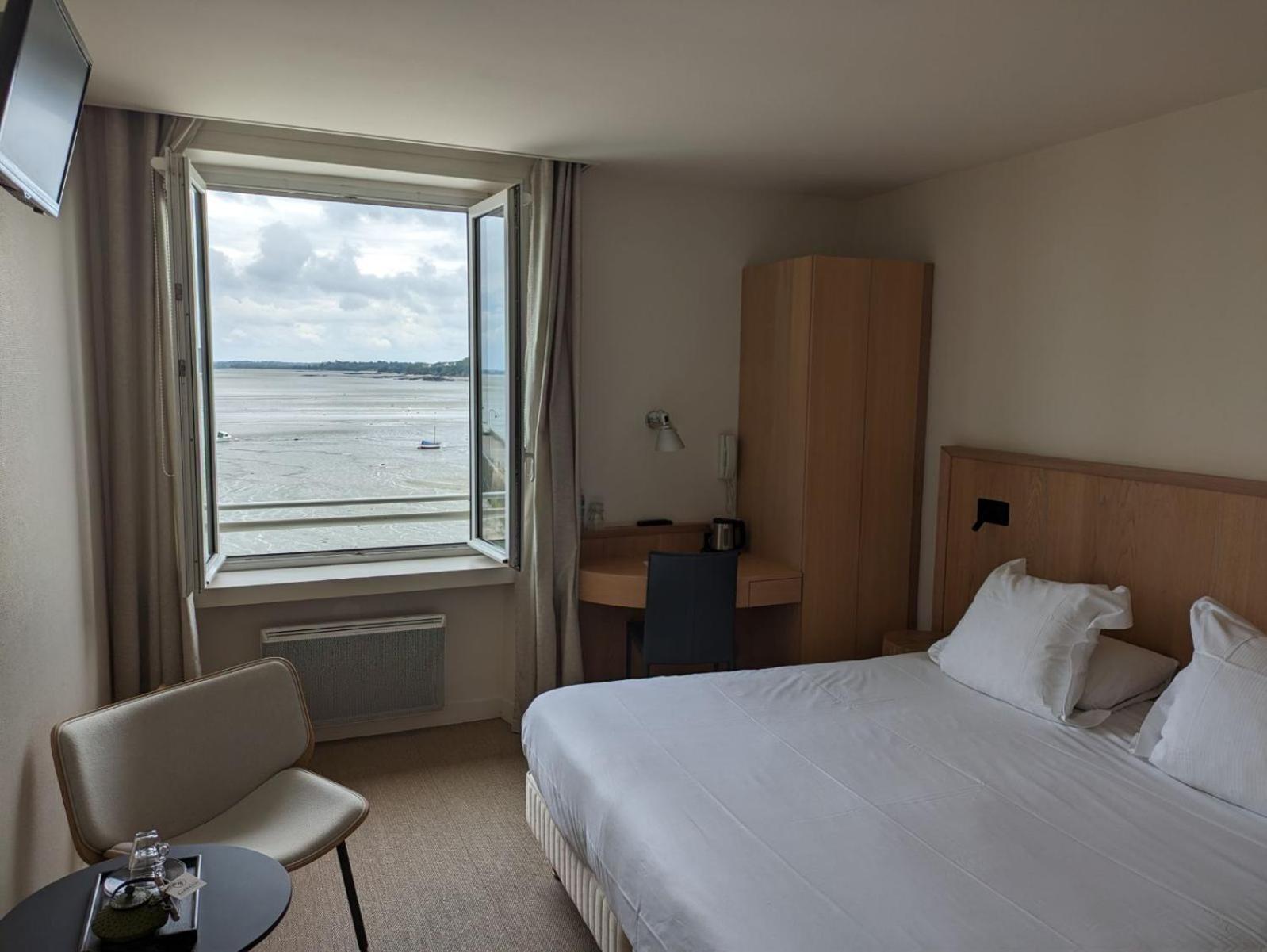 Chambres Breizh Cafe カンカル エクステリア 写真